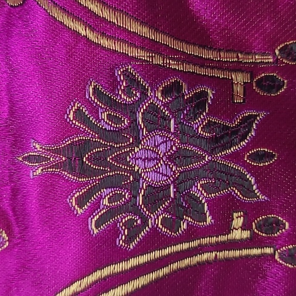 Embriodery Zipper Square Pouch 4 3/4" × 4 3/4" - Picture 3 of 5